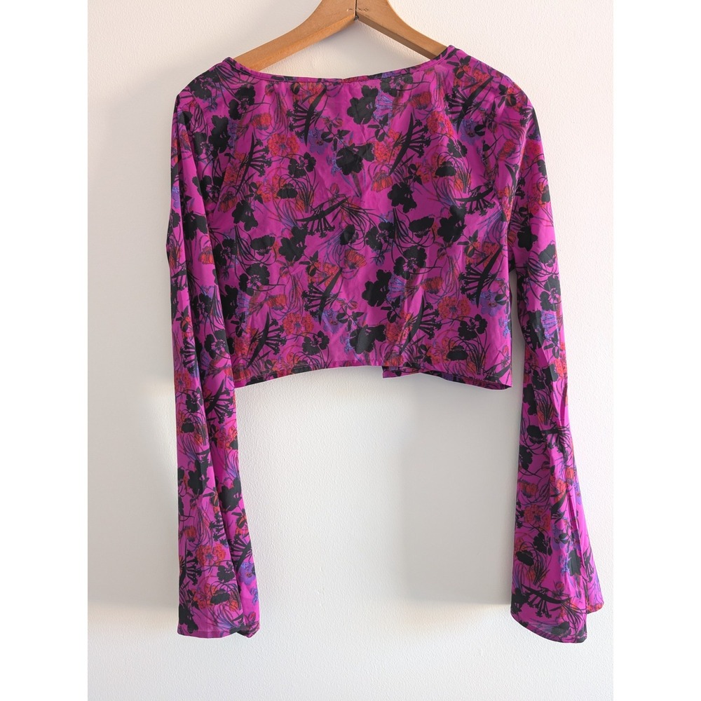 Savage X Fenty Rihanna Magenta Floral Tie Front Crop Top Long Sleeve Medium NWT - Picture 2 of 6